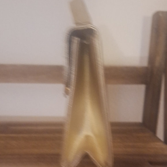 Genuine Leather Vintage 50,s Morris Moscowitz Gold Satchel with Bee Accent - Picture 3 of 8